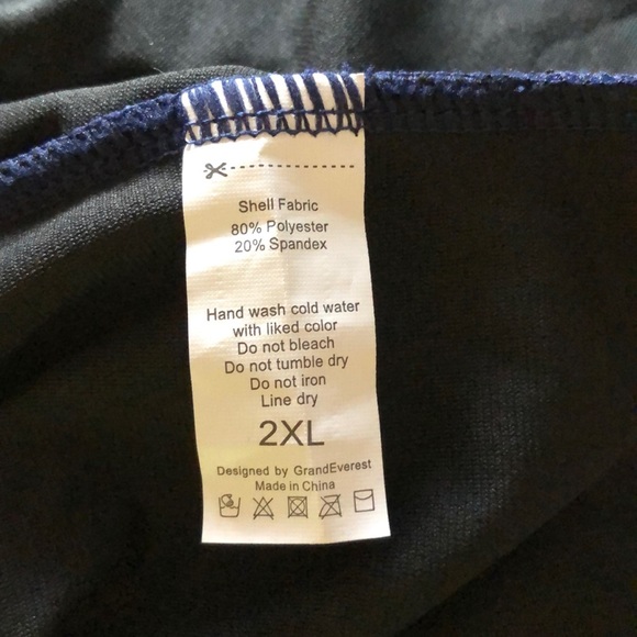 Swimsuit - Picture 6 of 6